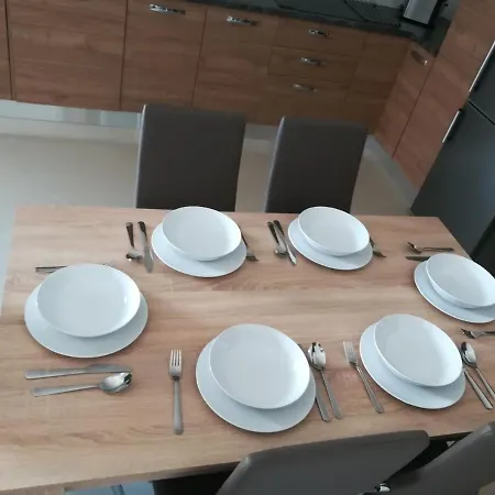 Apartament The Premier - Fully Airconditioned - Ample Parking